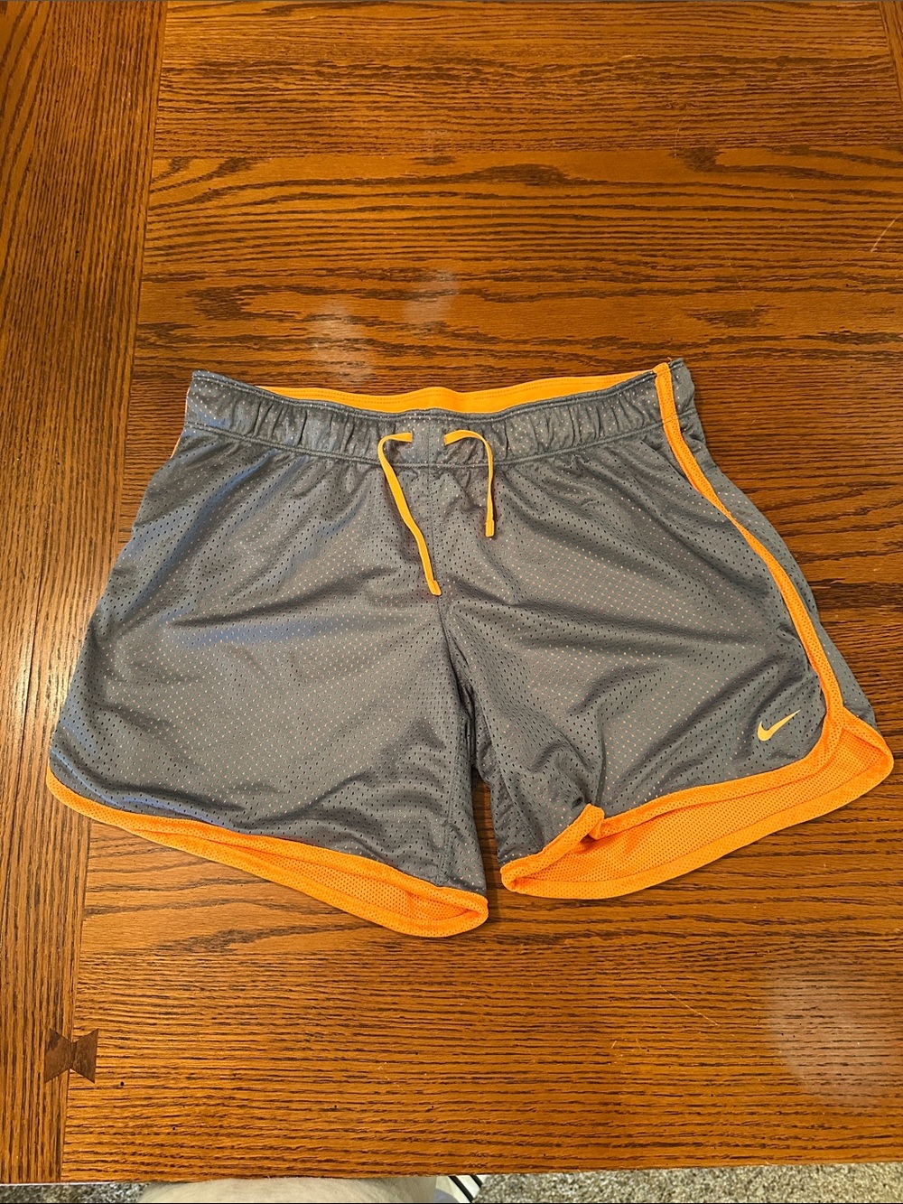 Nike women’s Gray & Orange Athletic Shorts size medium